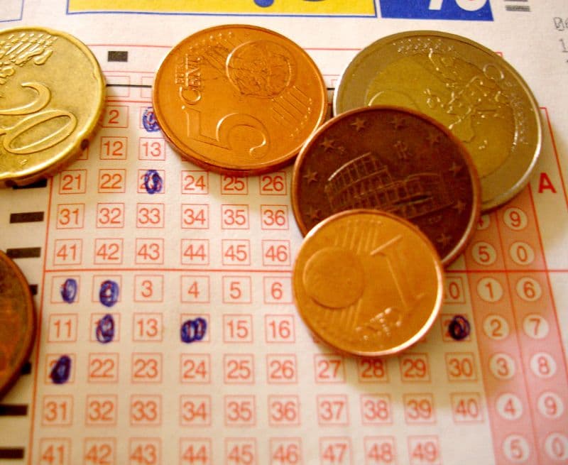 Several Romanian gamblers use hour change to win the lottery