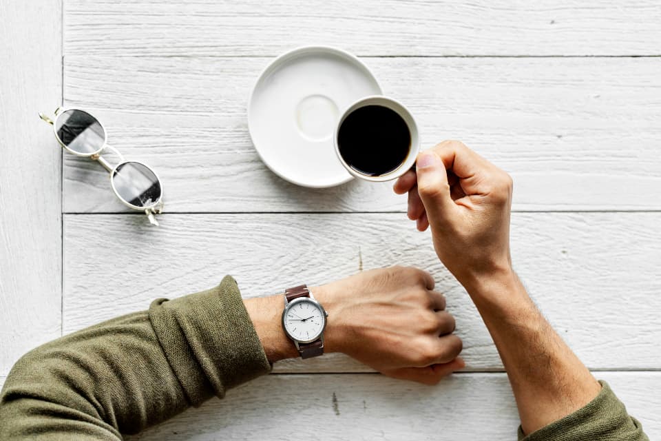 Survey: Romanians, most morning persons in 10 surveyed countries