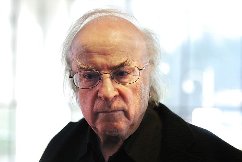 Romanian writer wins grand prize of Guadalajara International Book Fair