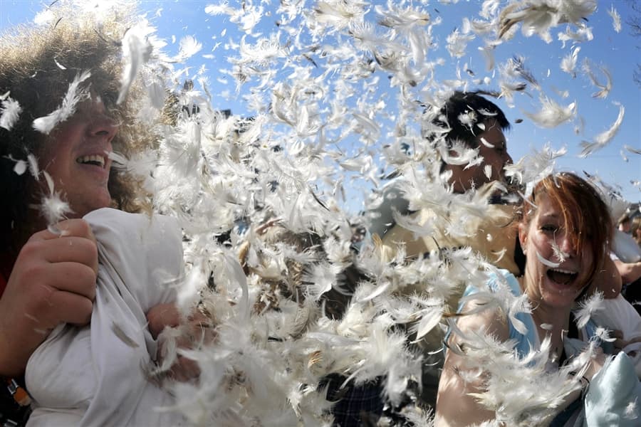 Romania joins International Pillow Fight Day for fourth year