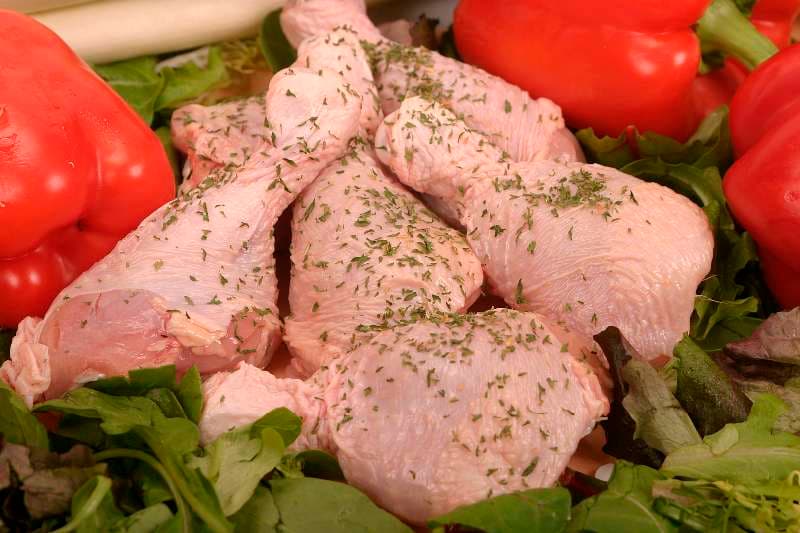 Romanian poultry producer sells EUR 25 mln bonds to Polish fund