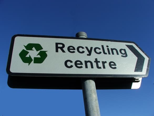 Bucharest City Hall announces new programs on waste collection and air pollution