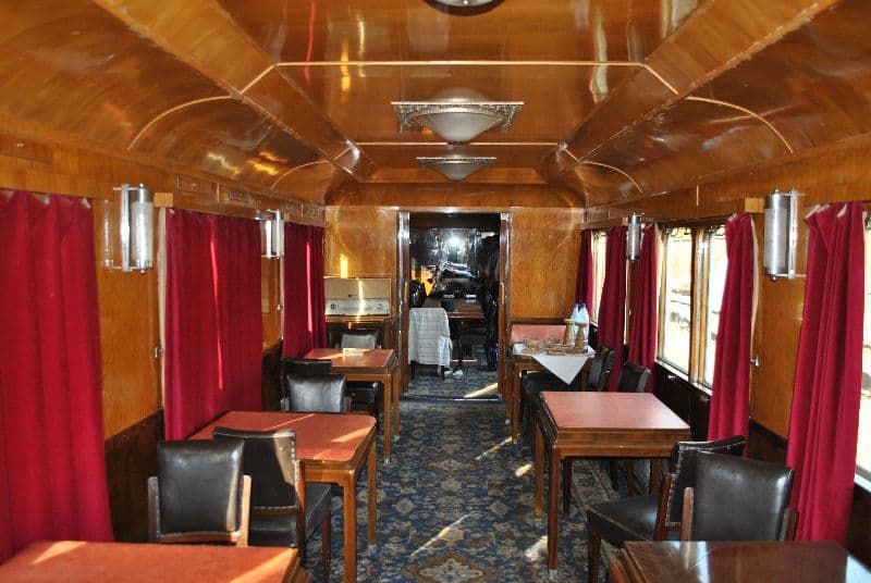 Romanian Royal Train opens for tourists in Targu Jiu railway station