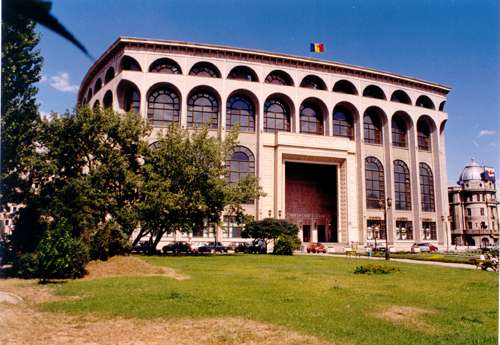 Bucharest National Theater revamping, 70% done, should be finalized this year