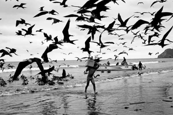 Romanian photojournalist gets first prize at international artistic photo competition
