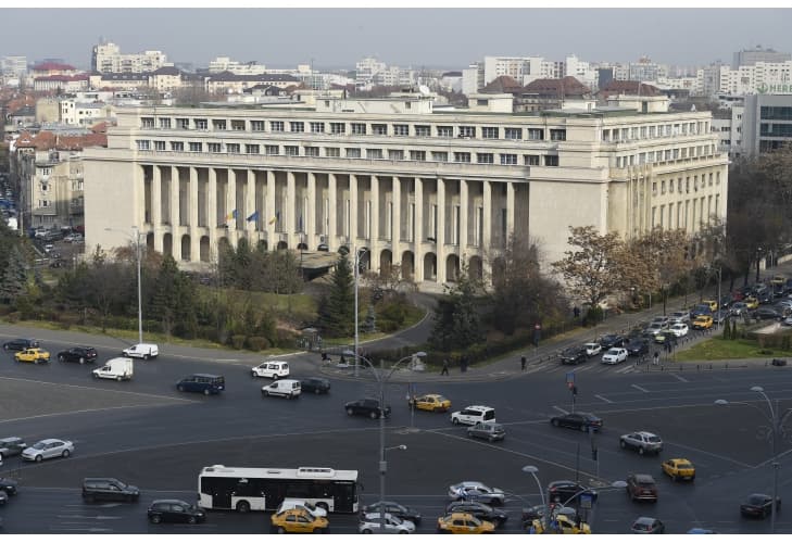 Leaders in Greece, Bulgaria and Serbia come to Bucharest today