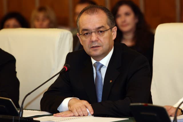 Romanian PM Emil Boc gets another mandate at the helm of Democrat Liberal Party