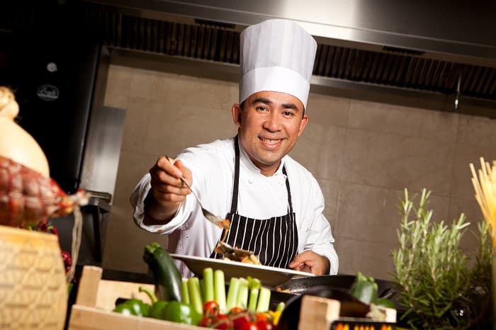 Expat chefs in Romania: Chaiyasith Srichom of Athenee Palace Hilton