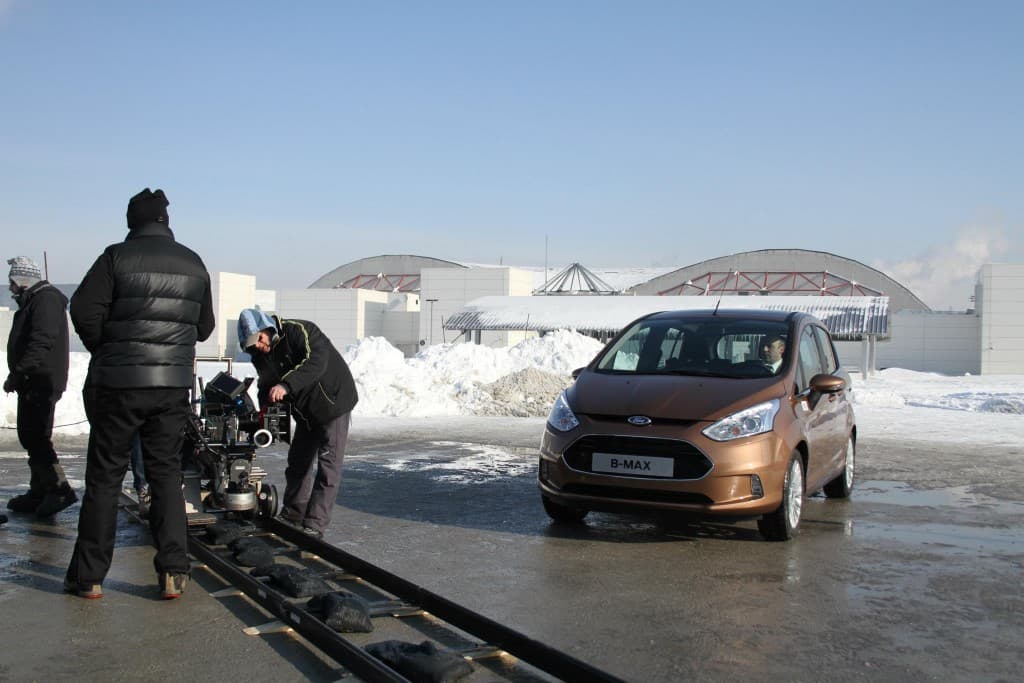 Ford shoots first B-Max commercial in Romania