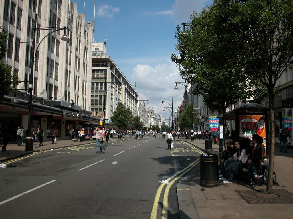 Daily Express: Romanian beggars, pickpockets sent to London in wake of Olympic Games