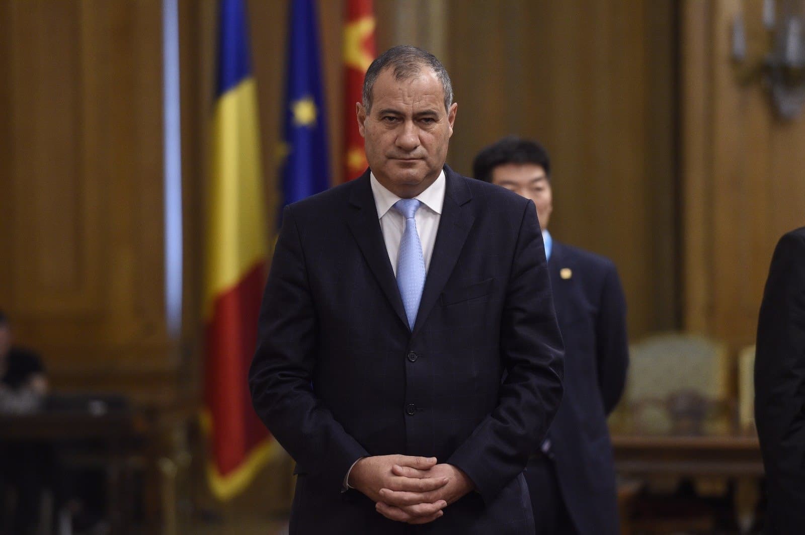 Former secretary general of Romania's ruling party joins former PM’s party