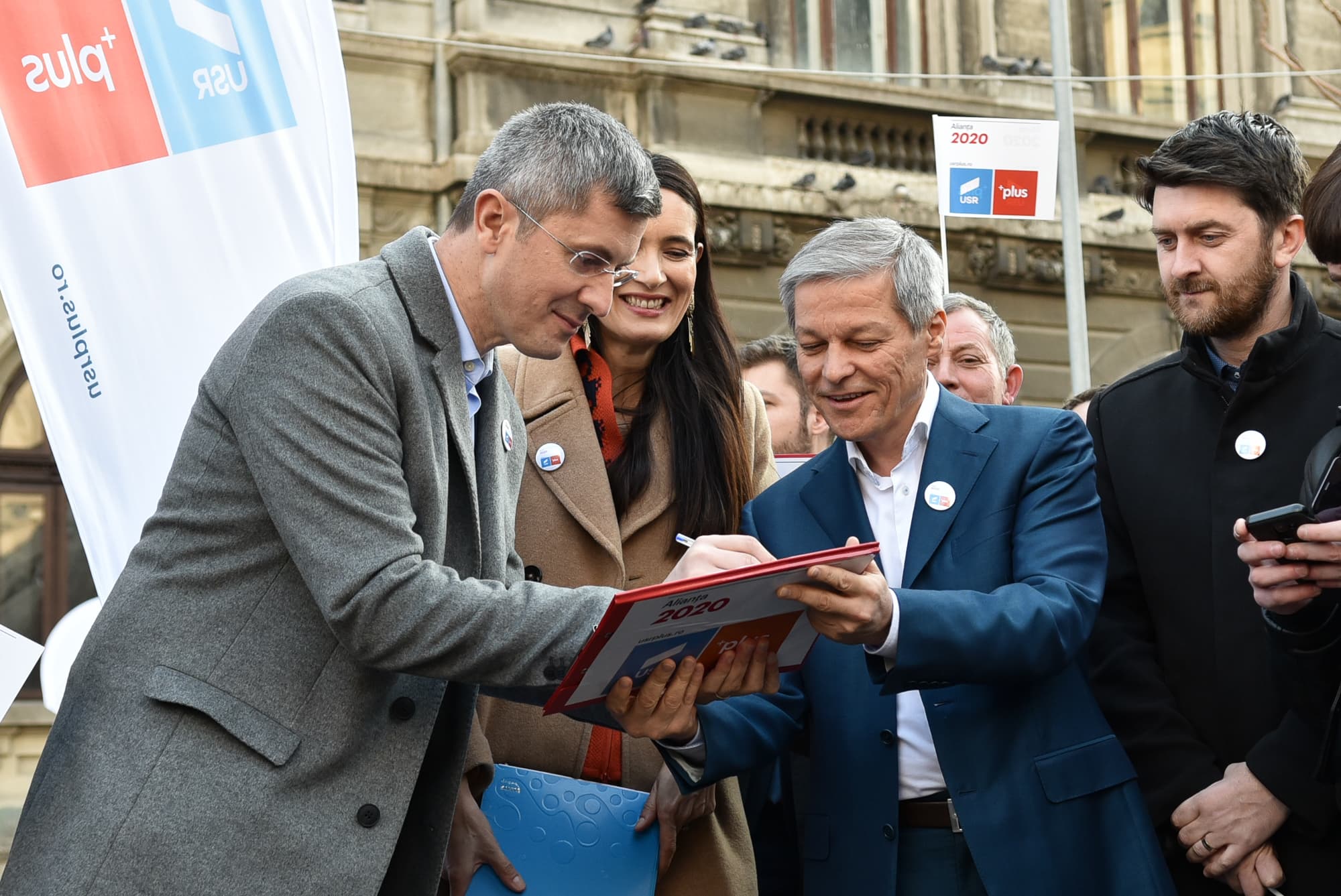 Romanian opposition alliance explores presidential, mayoral candidate options