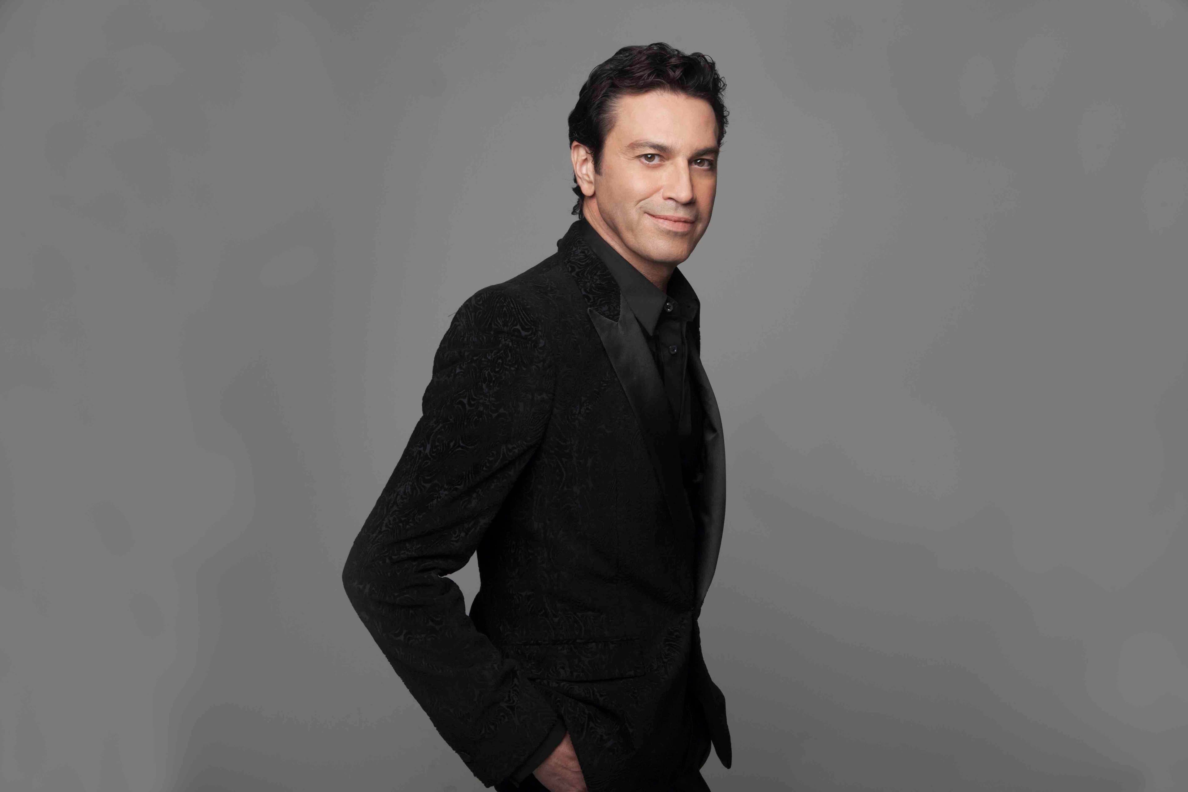 Tenor Mario Frangoulis to donate part of Bucharest concert ticket sales to charity