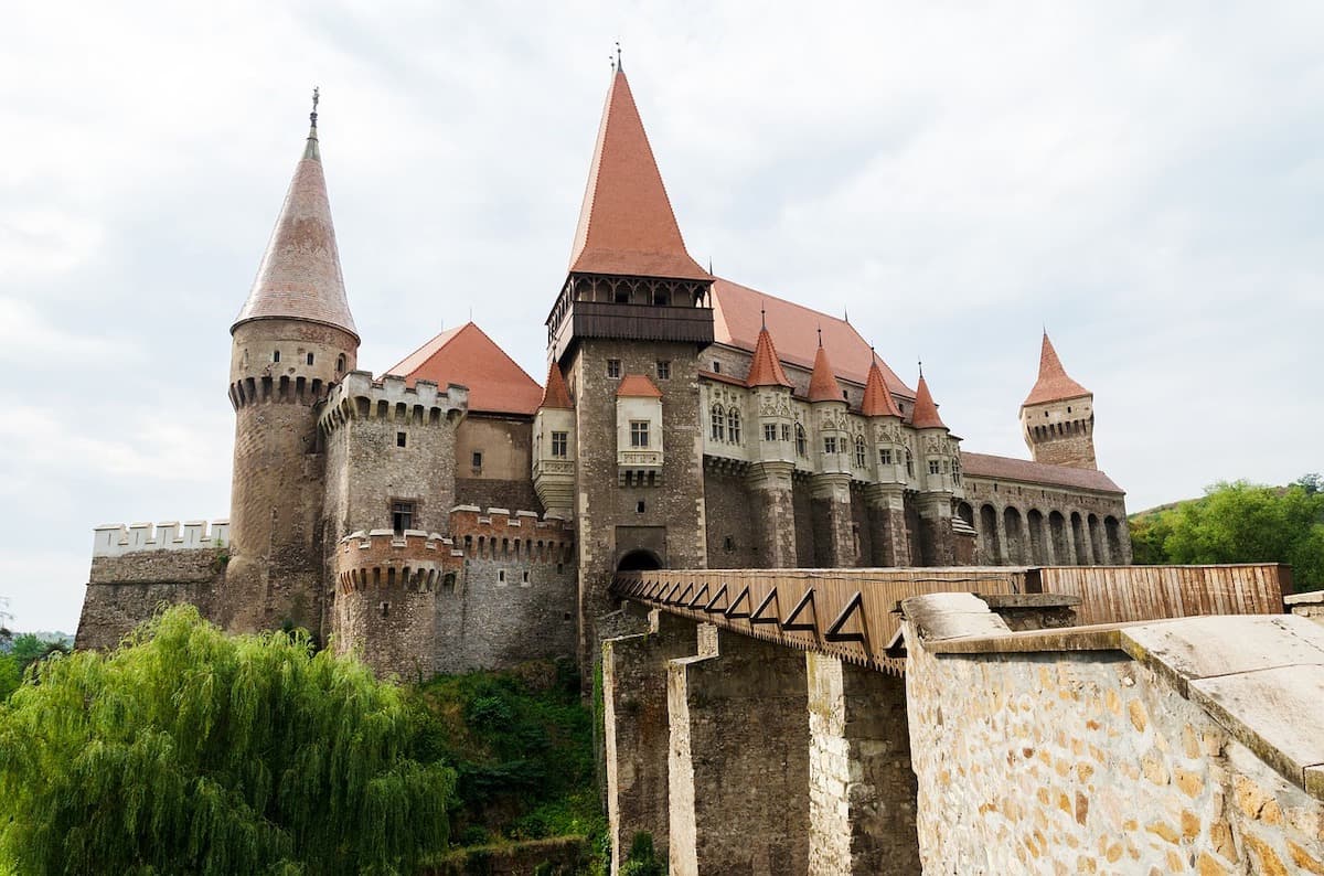 Dragobete: Castle marks Romanian celebration of love with ‘trial marriages’