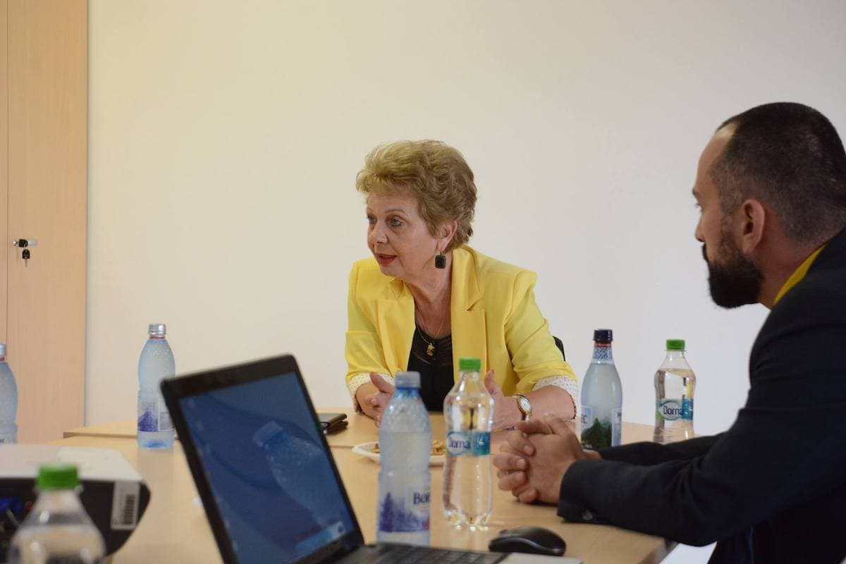 Former Romanian minister says she was poisoned with mercury