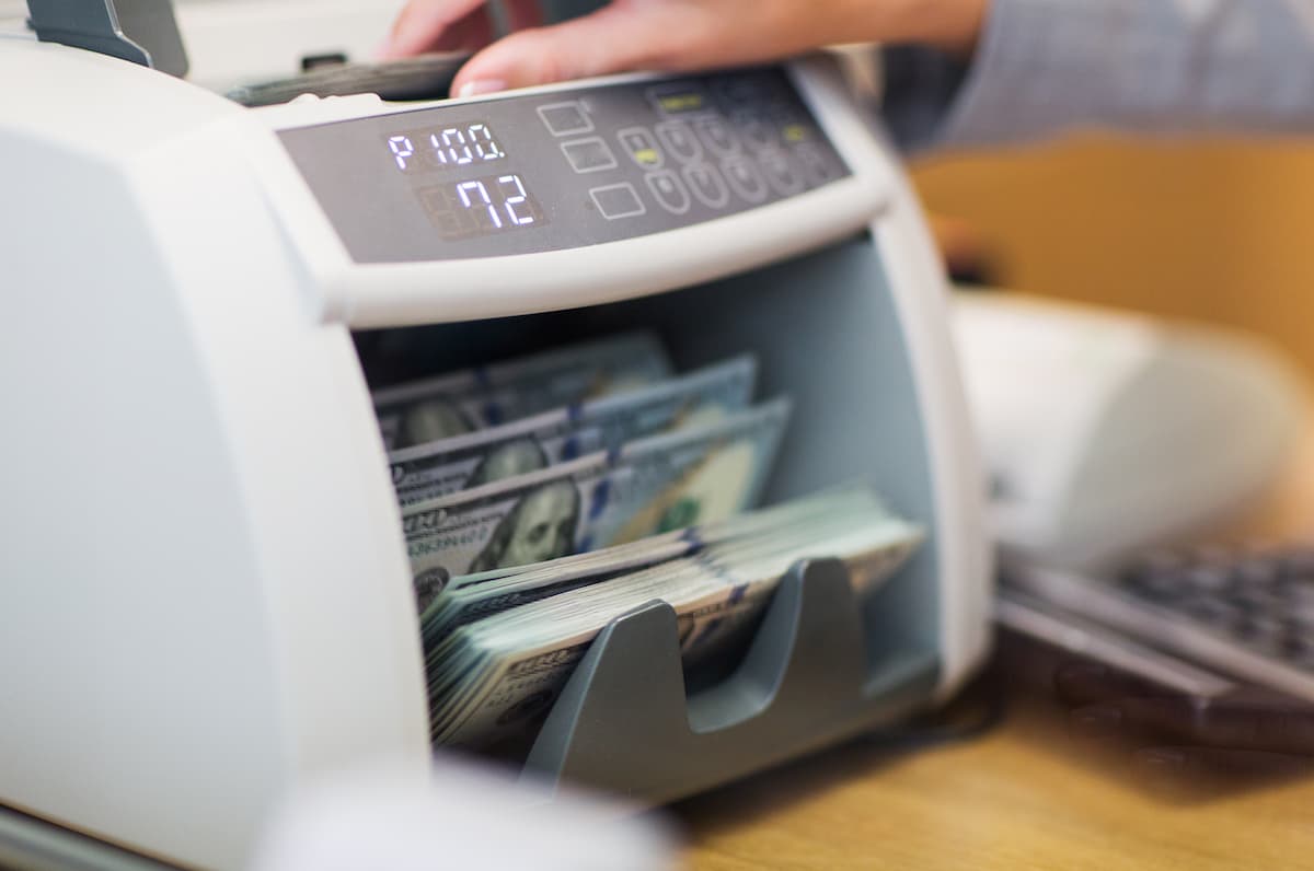RO banks need state guarantees for helping their customers
