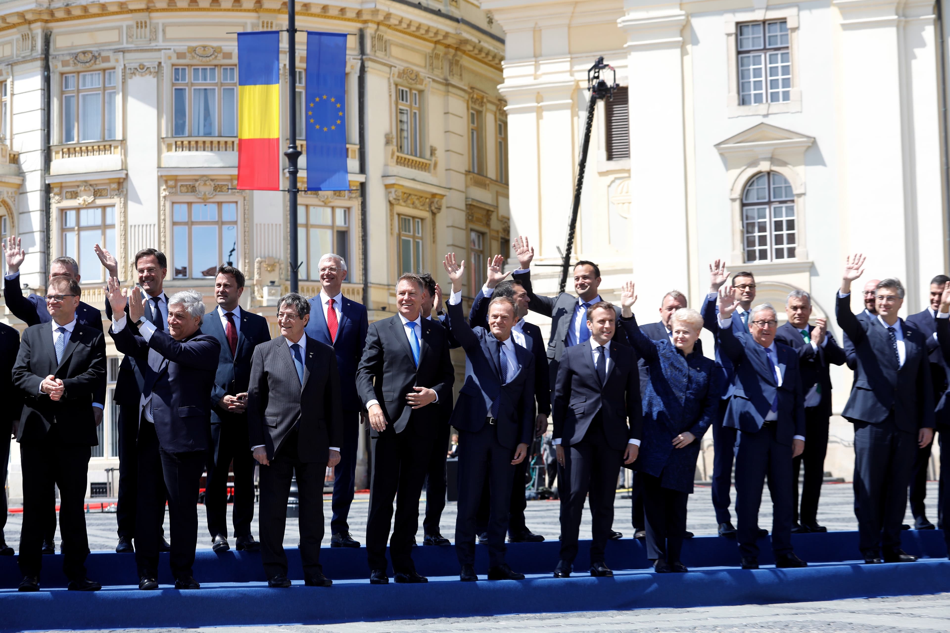 EU leaders adopt Sibiu Declaration, commit to staying united