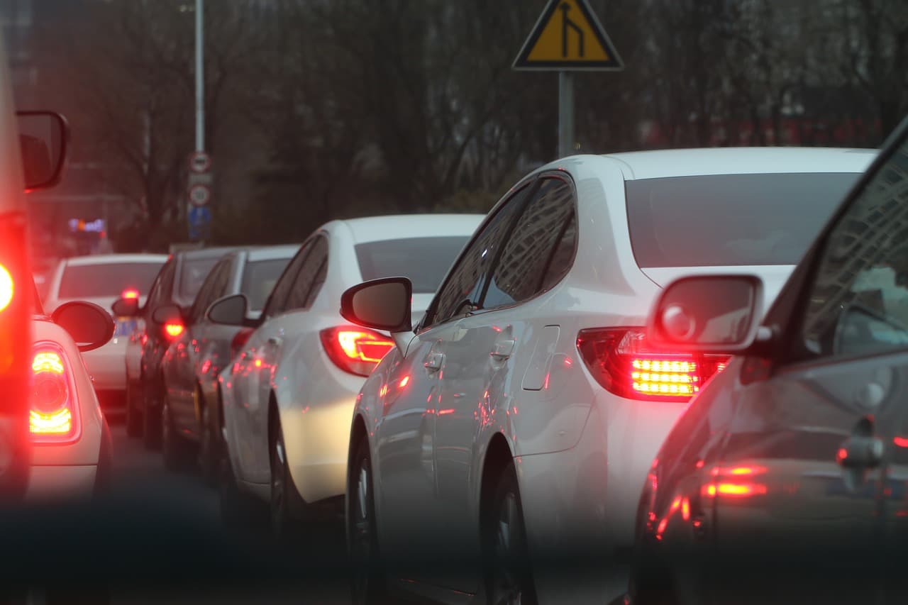 Sales of new cars in Romania plunge by 24% in Q1