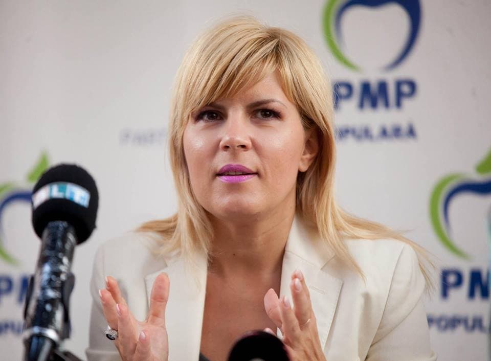 Former tourism minister returns to Romania after one year and a half as "refugee" in Costa Rica