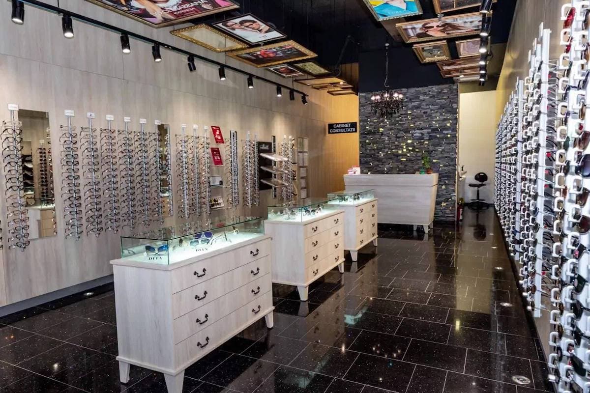Innova Capital buys another optical retail chain in Romania