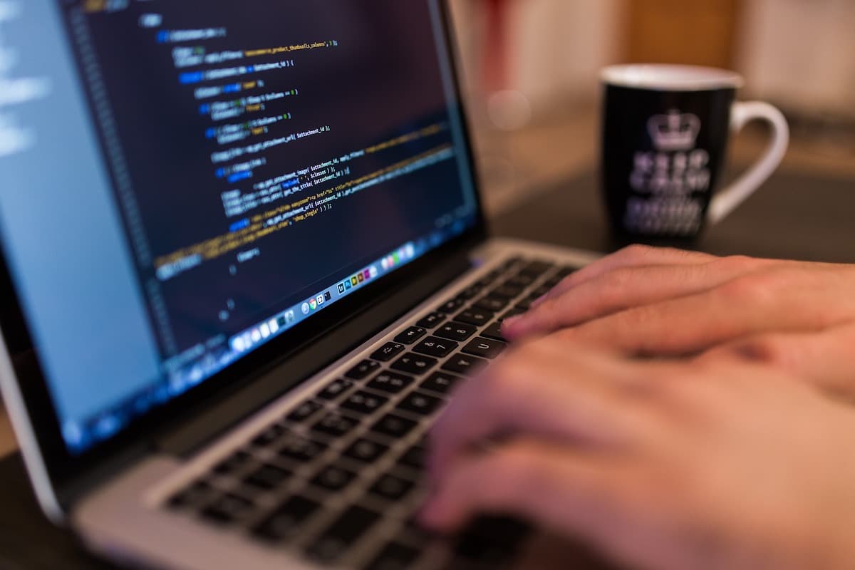Over 37,000 Romanian IT specialists left the country in 20 years, 30% went to US and Canada, 13% to UK