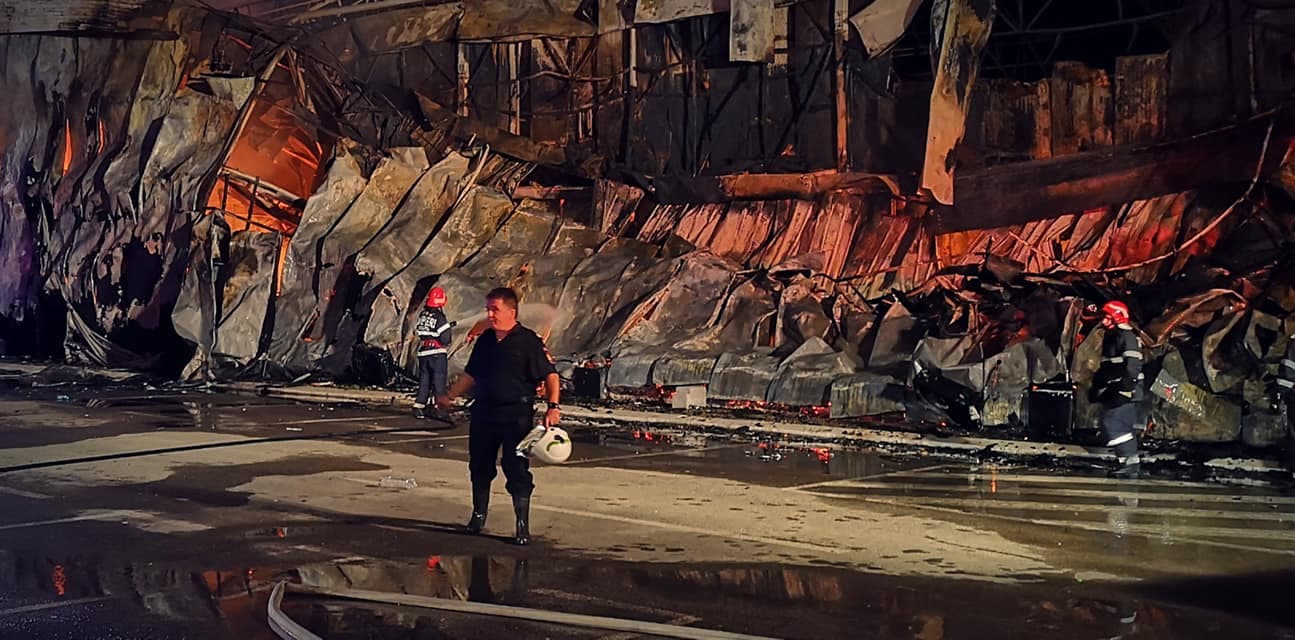 Fire destroys former Bamboo nightclub in Romanian seaside resort