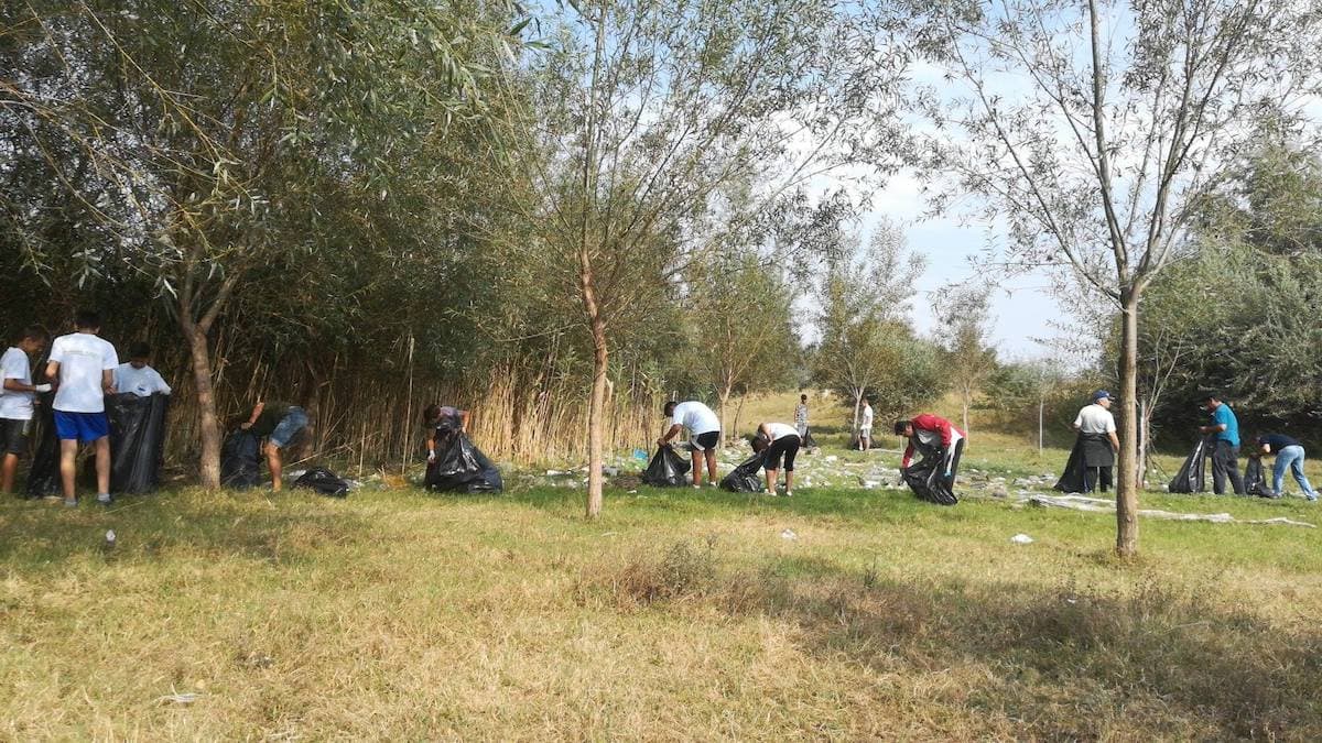 Volunteers from 26 Romanian counties to join National Cleanup Day later this month