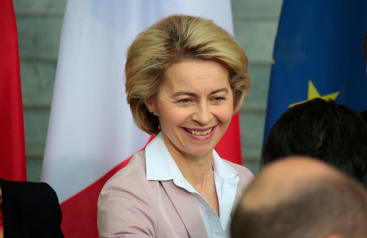 EC president-elect asks Romania for more names for EU commissioner seat