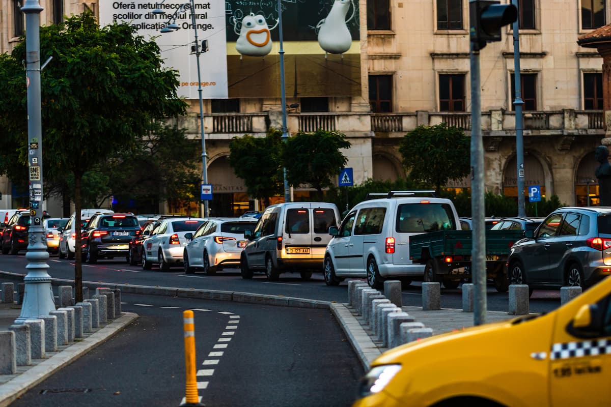 Bucharest City Council passes Oxygen vignette, cars under Euro 3 standard to be banned from the city