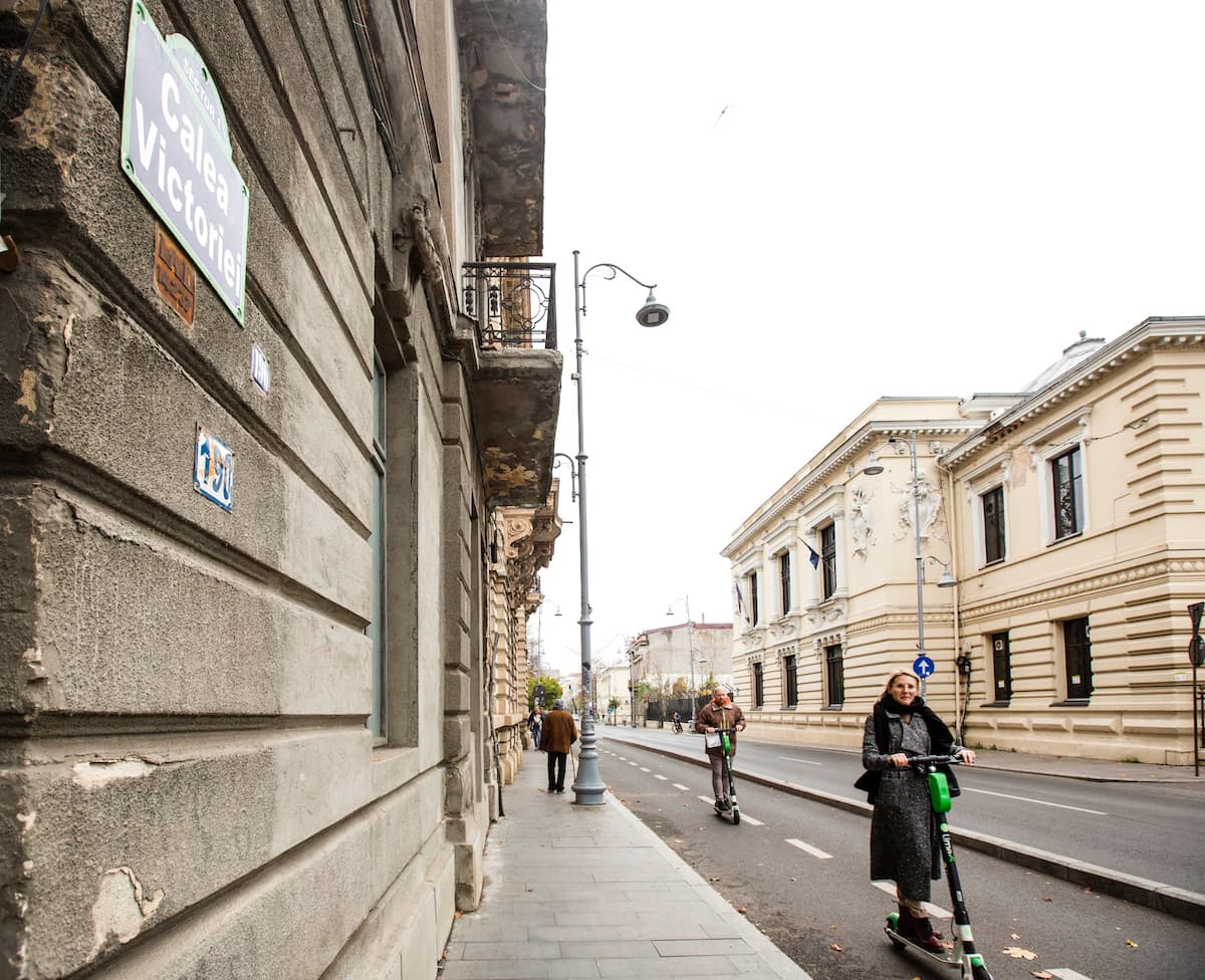 "Destination: Bucharest" - A walk on Calea Victoriei