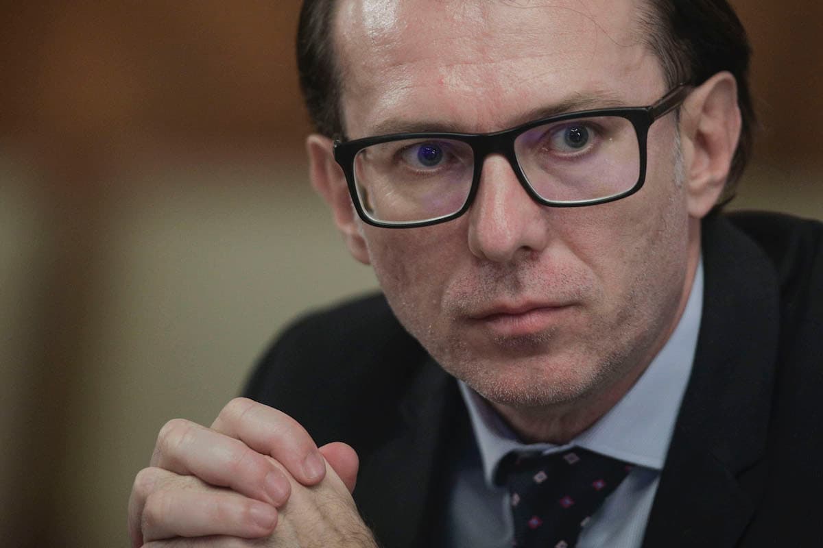 RO FinMin promises higher contributions to private pension funds