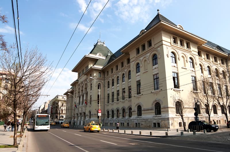 Bucharest Old Town Highlights: Bucharest City Hall - a landmark facing Cismigiu Gardens