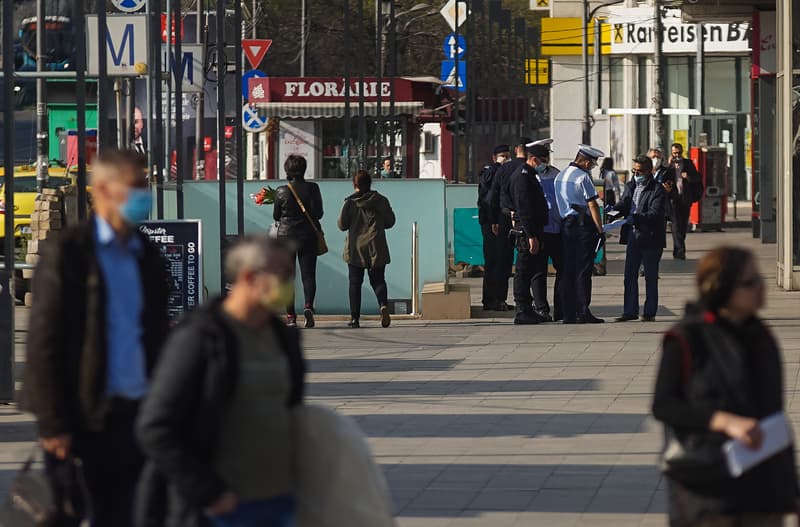Wearing masks in crowded places becomes mandatory in Bucharest