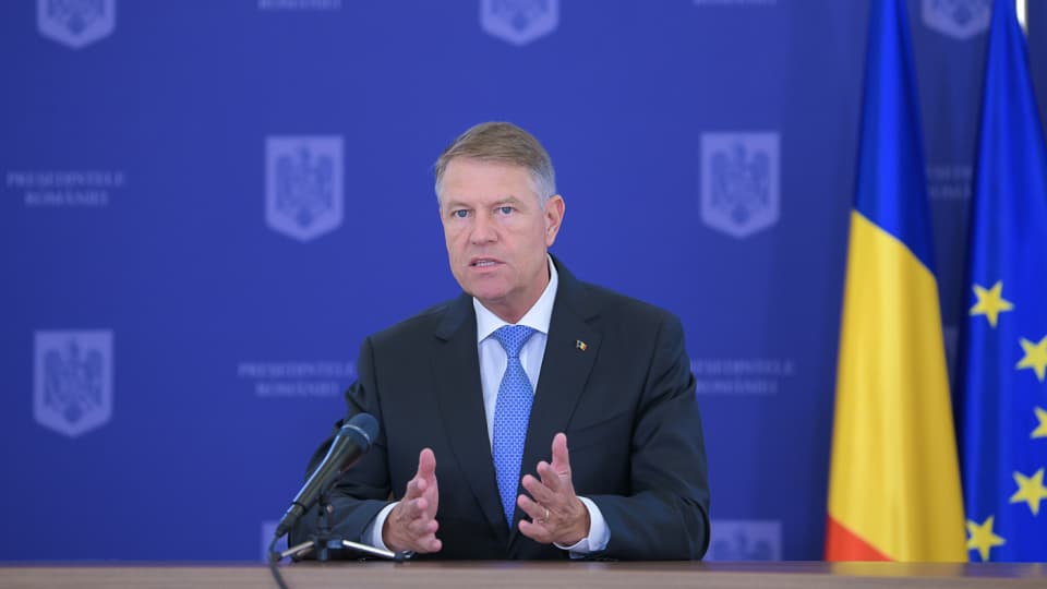RO president says strategies for using the new EU funds will be ready by October