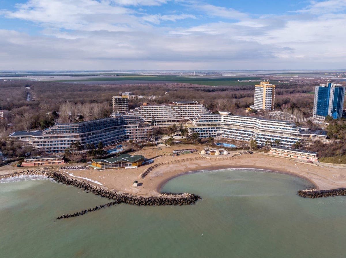 Investor opens two hotels in Romanian Black Sea resort Olimp after EUR 35 mln upgrade