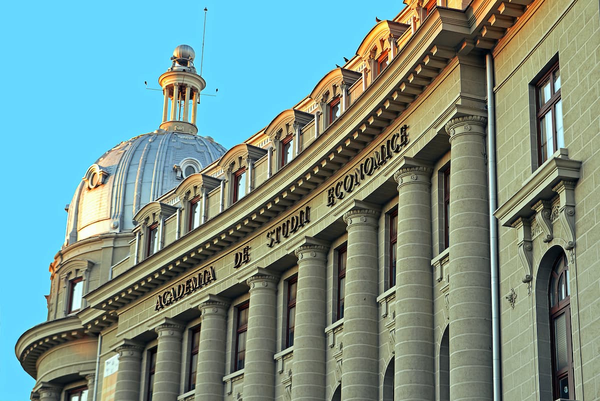 Top Bucharest universities to be restored with EUR 120 mln