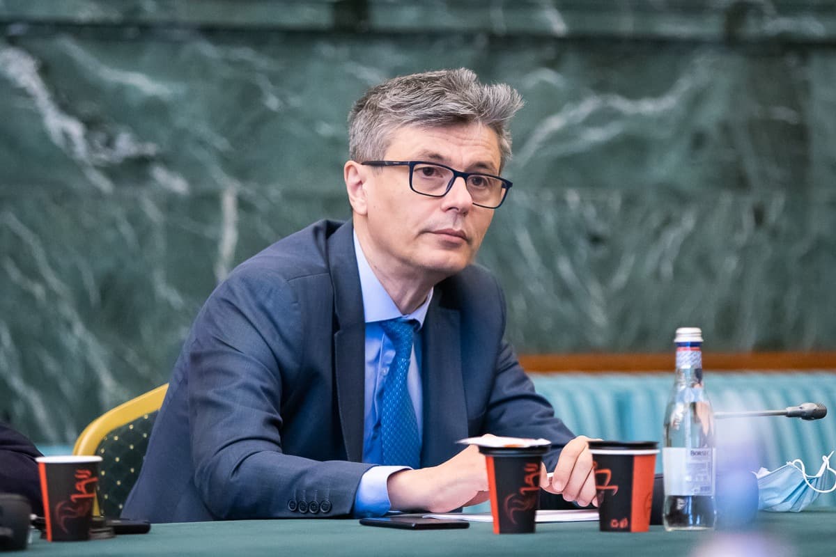 RO Govt. promises EUR 1 bln grants to SMEs and micro-enterprises