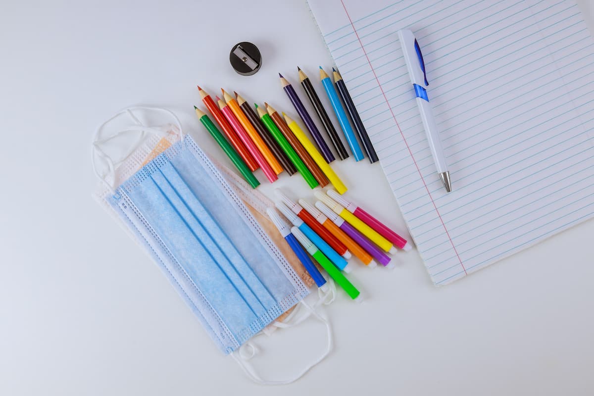 Back to school: More than half of Romanian parents prefer in-person classes, study shows