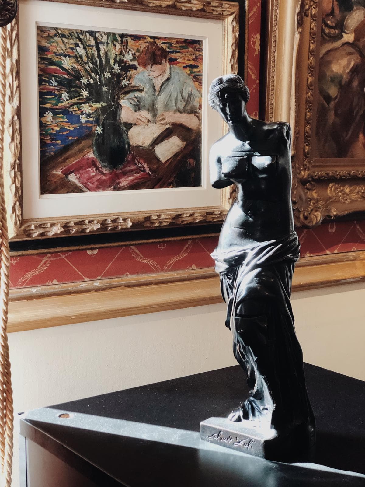 Dalí sculptures go on sale at auction in Romania