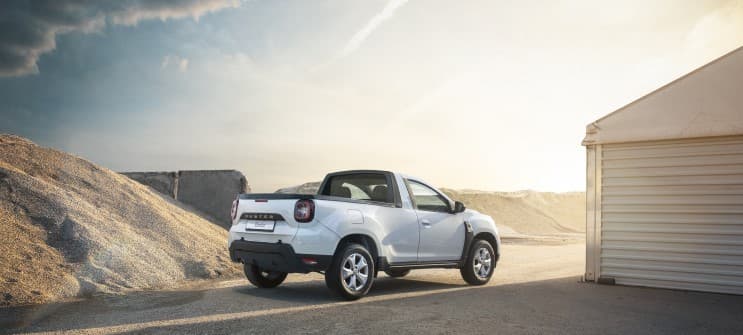 RO carmaker Dacia unveils pick-up version of its best-selling Duster SUV