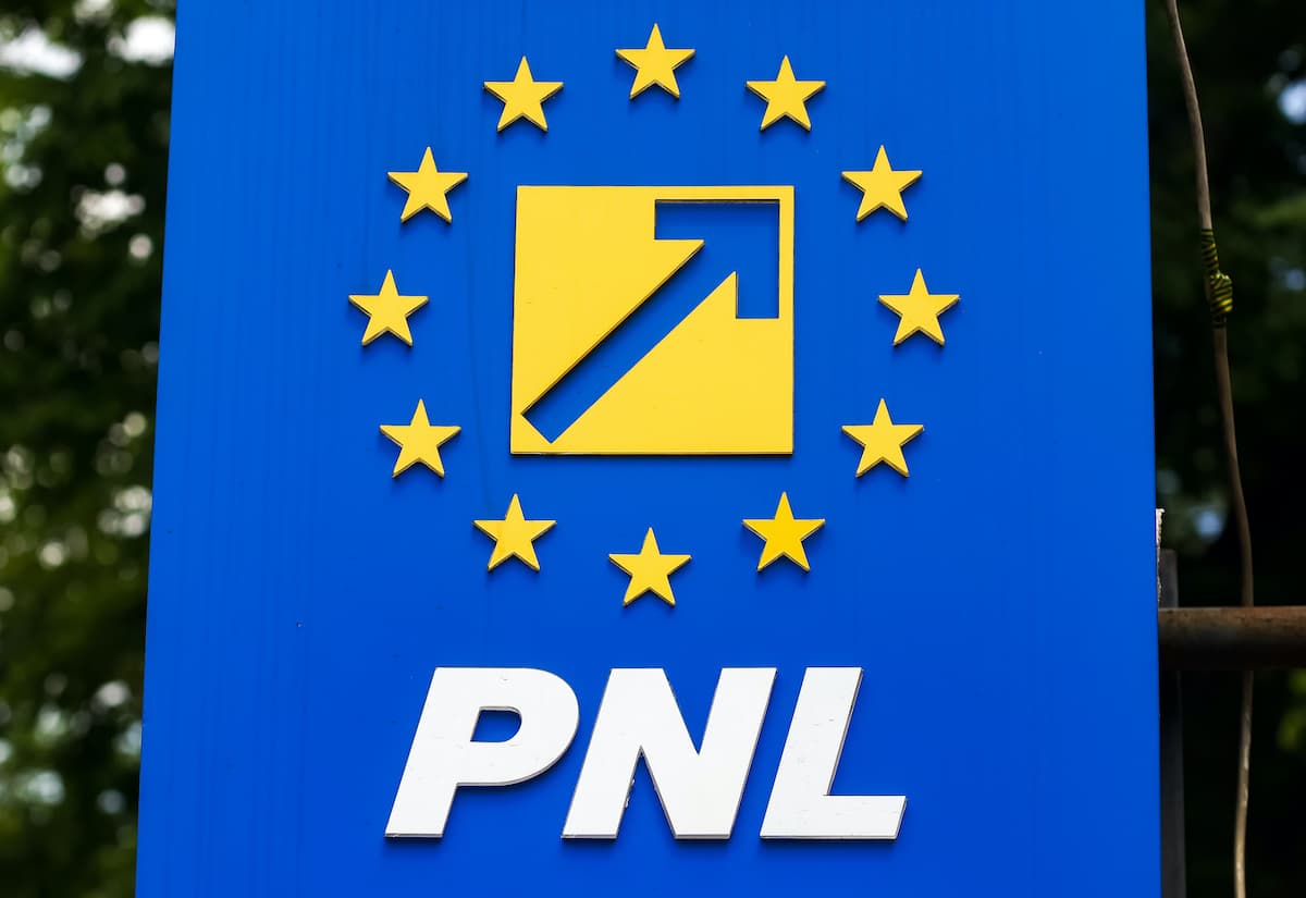 Analysis: Romanian Liberals still seek for new leader