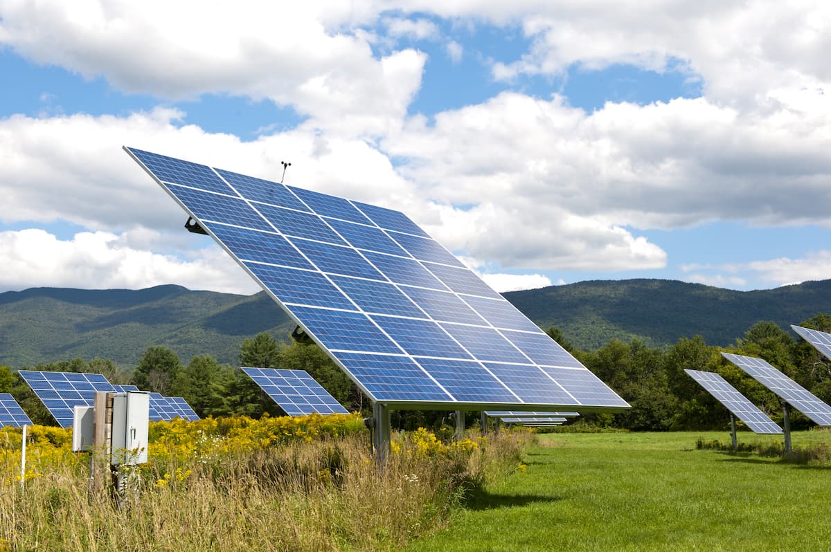Austrian investment fund Core Value Capital plans 1GWh PV parks in Romania