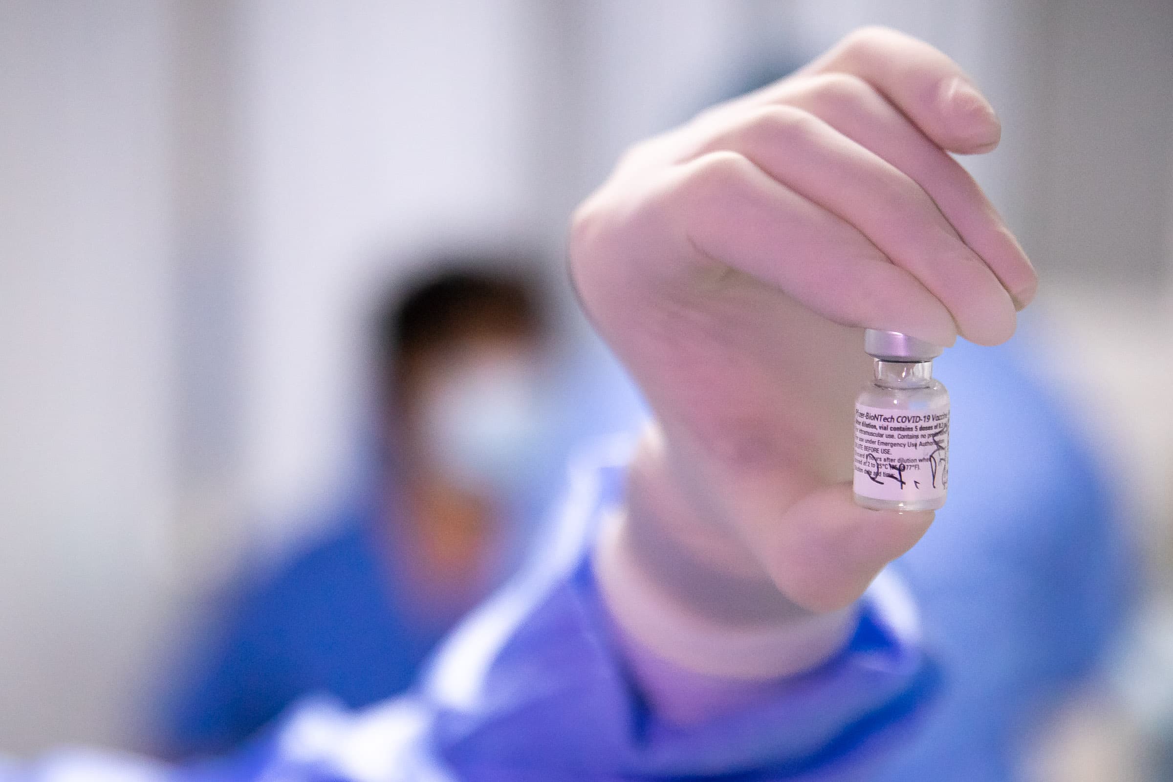 Romania to launch mobile COVID-19 vaccination centers this month
