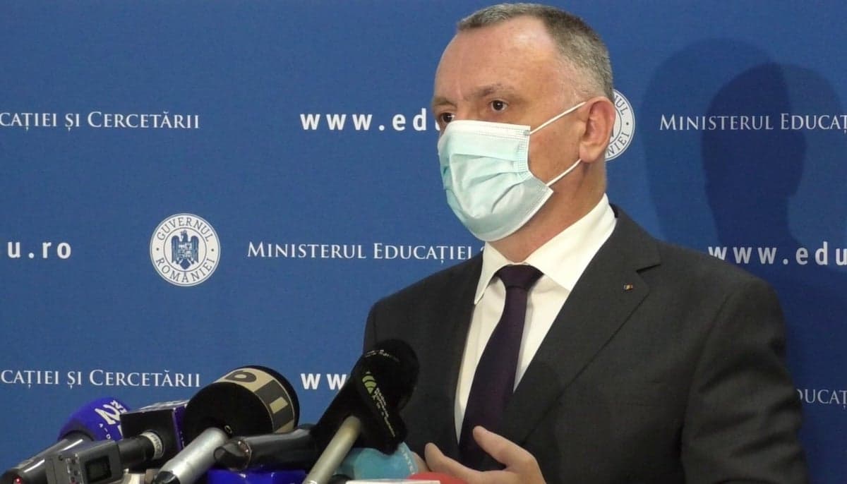 Romania's education minister to resign unless given fair budget this year