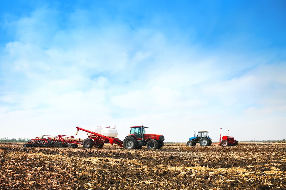 Romania's Competition Council slaps EUR 26.5 mln fines on agriculture machinery distributors