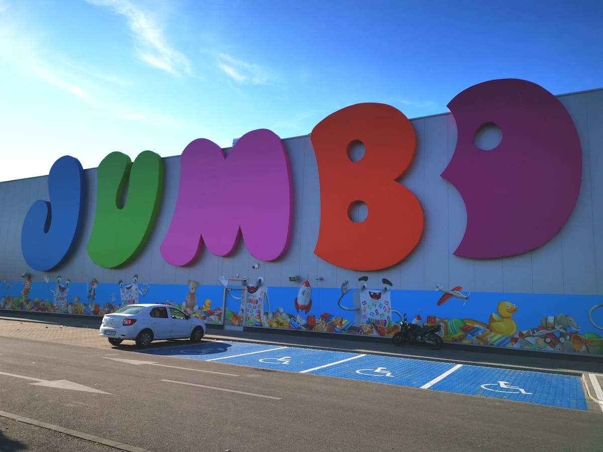 Greek retailer Jumbo sees signs of fatigue among Romanian consumers