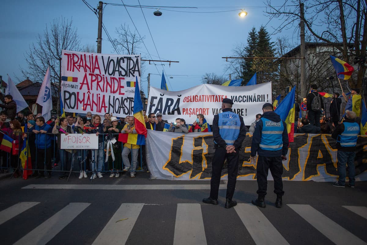 Romanian opposition wants Govt. to allow bigger street protests