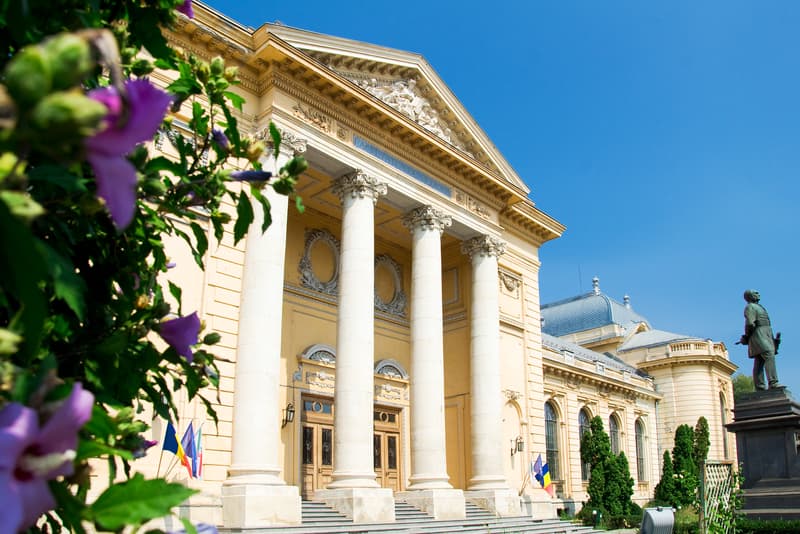 Bucharest University of Medicine gets EUR 24 mln loan from EIB