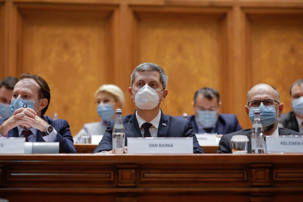 Political deadlock in Romania avoided for the time being