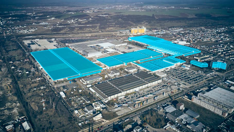 Ford will invest USD 300 mln to produce all-electric commercial vehicle at its plant in Romania